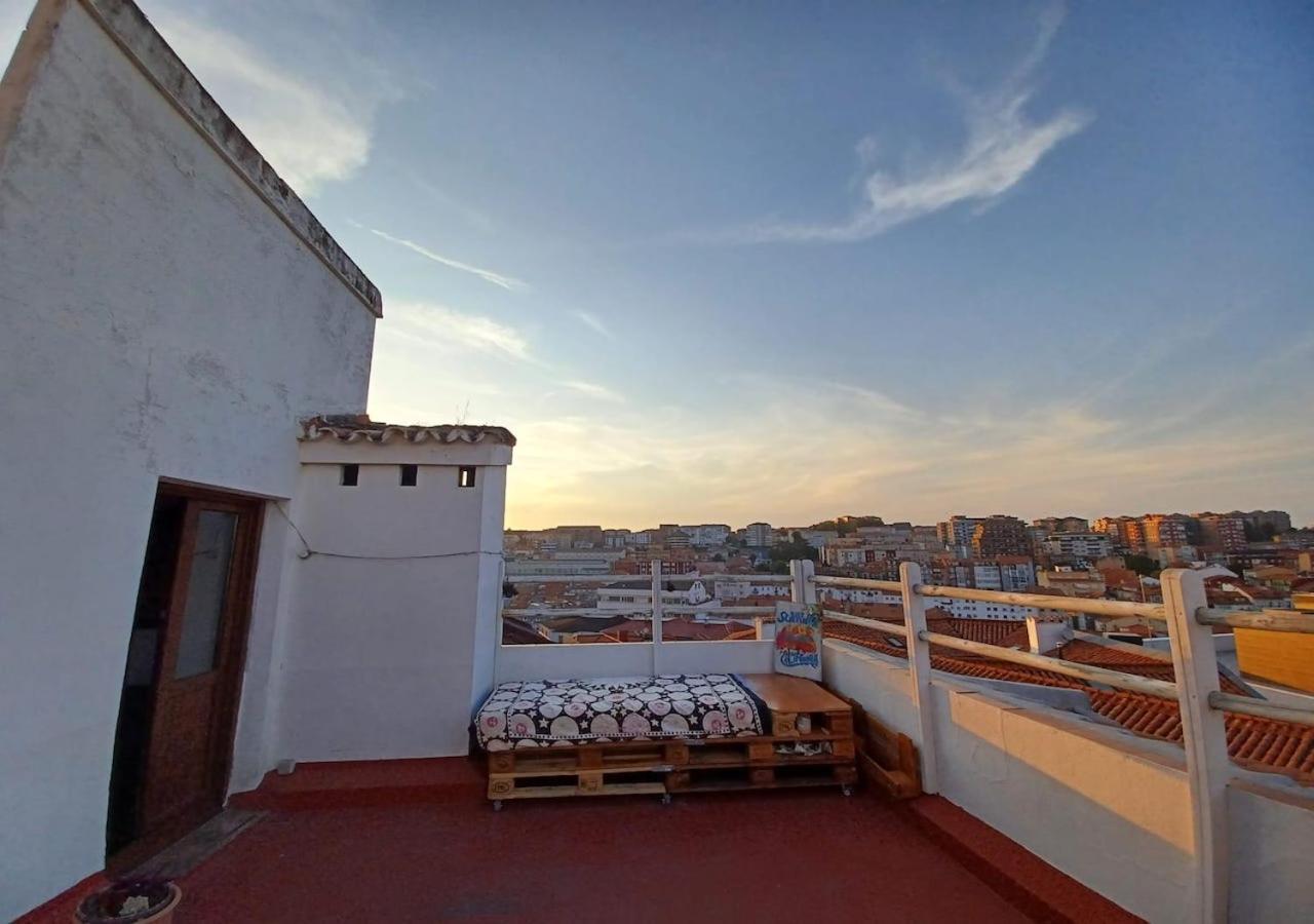 Habitaciones En El Atico De Tona Mirando A La Bahia De Santender Kültér fotó