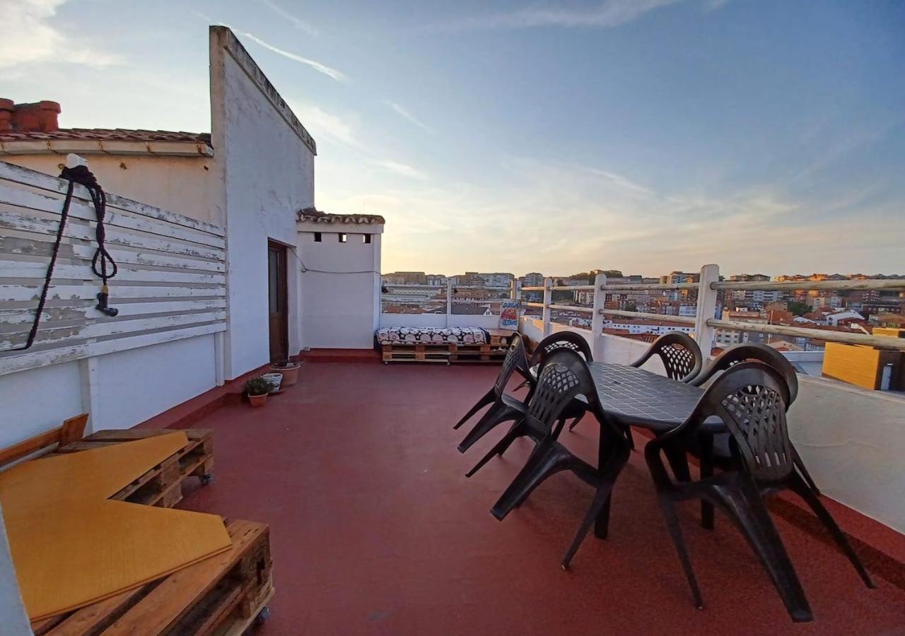 Habitaciones En El Atico De Tona Mirando A La Bahia De Santender Kültér fotó